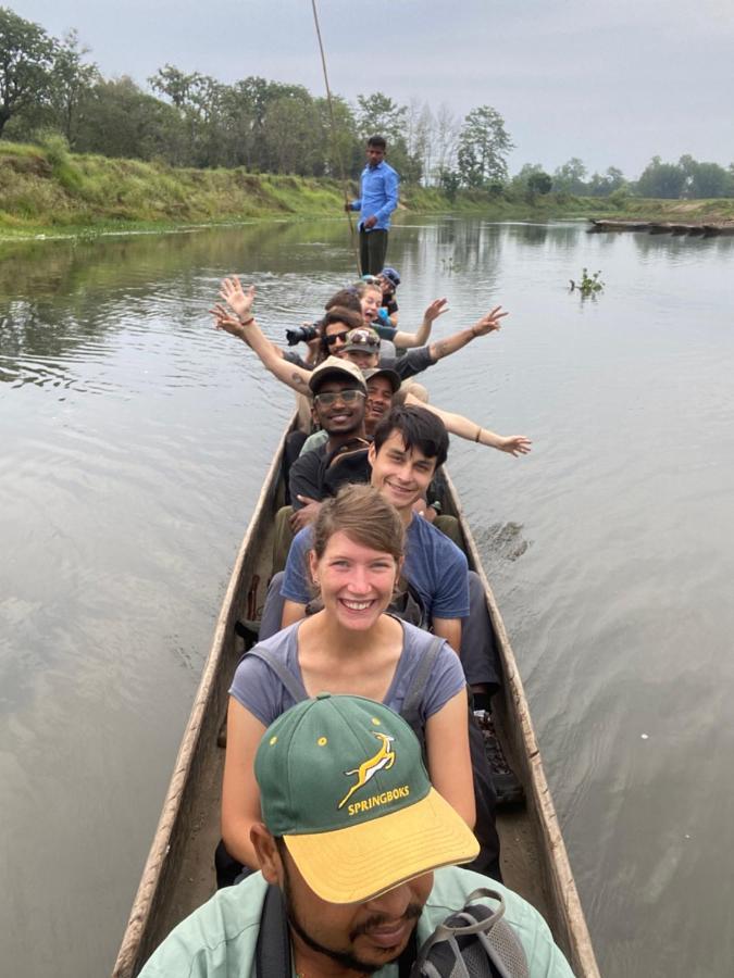 Happy Lemon Tree Lodge Sauraha Zewnętrze zdjęcie