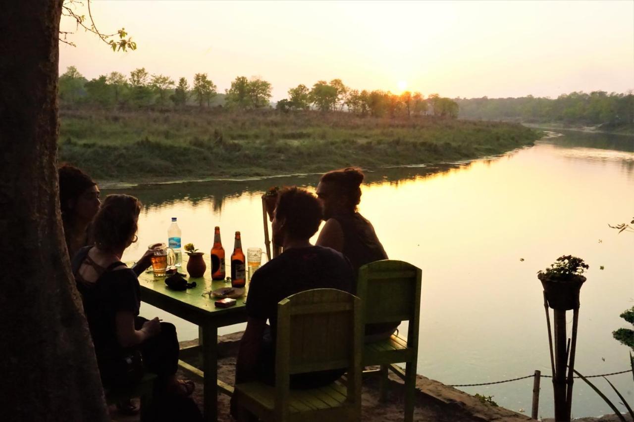 Happy Lemon Tree Lodge Sauraha Zewnętrze zdjęcie